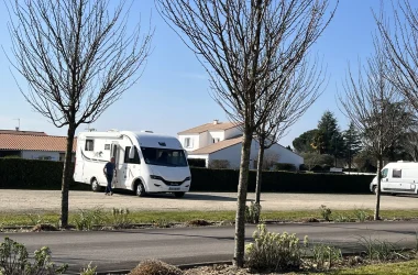 Aire de services pour camping-cars à Chauray