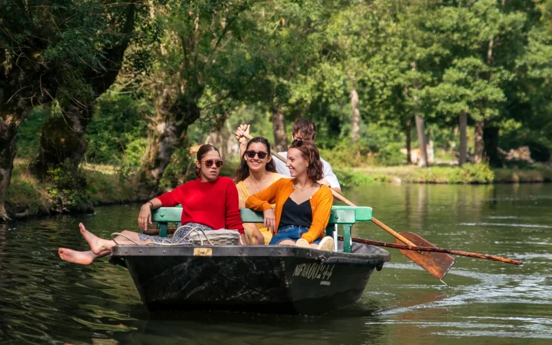 balade-en-barque-niort-marais-poitevin