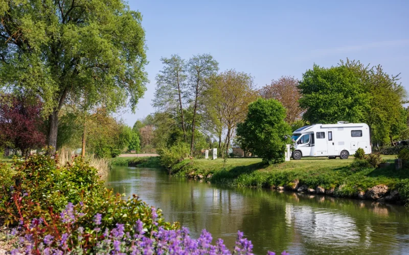 aires-de-camping-car-niort-marais-poitevin